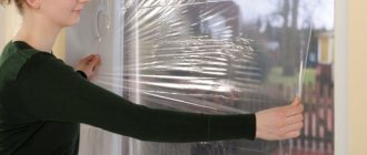 Как правильно утеплить окна полиэтиленовой пленкой